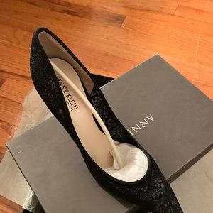 Anne Klein Lace Heel - Black - BNWT